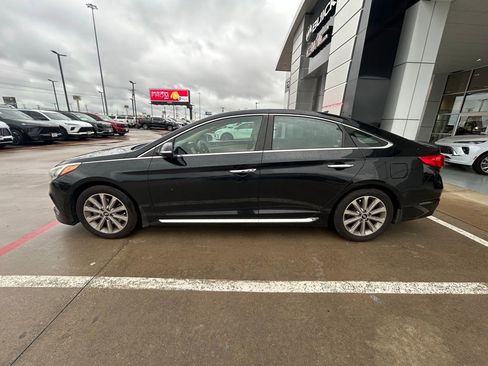 Used 2017 Hyundai Sonata Limited w/ Tech Package 03 FWD image 2