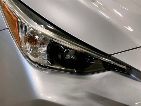 Certified 2025 Subaru Impreza 2.0i image 25