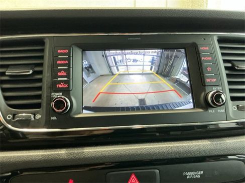 Used 2020 Kia Sedona EX w/ EX Premium Package image 27