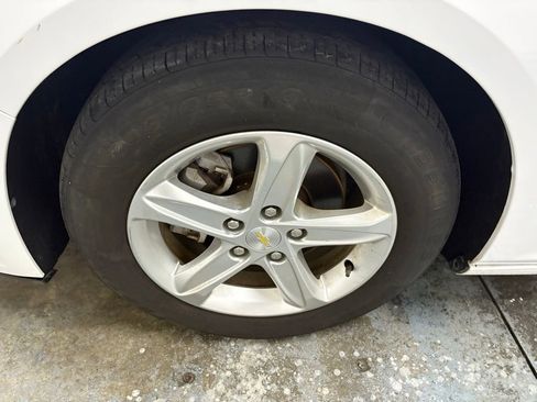 Used 2022 Chevrolet Malibu LS w/ LPO, Convenience Package 2 FWD image 21