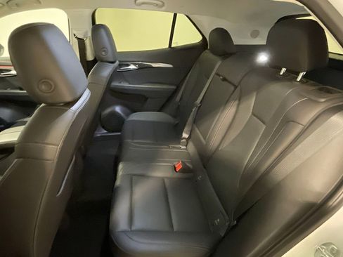 Used 2025 Buick Envision Preferred image 21