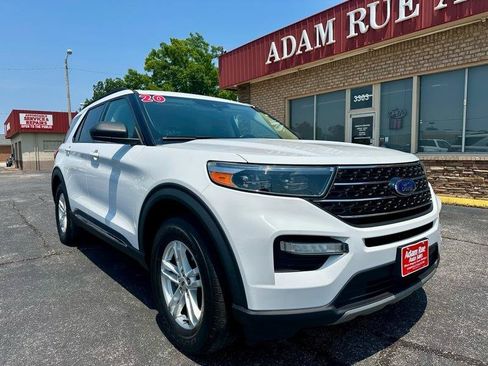 Used 2020 Ford Explorer XLT w/ Equipment Group 202A AWD/4WD image 2