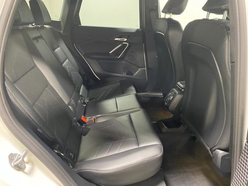 Used 2025 BMW X1 xDrive28i w/ Technology Package image 12