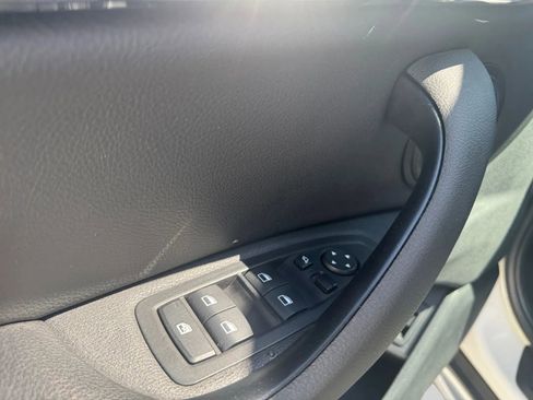 Used 2019 BMW X1 xDrive28i w/ Convenience Package AWD/4WD image 15
