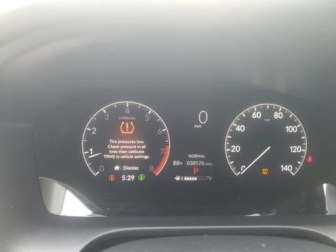 Used 2023 Honda HR-V EX-L image 12