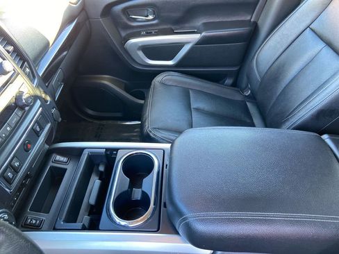 Used 2023 Nissan Titan SV w/ SV Convenience Package AWD/4WD image 20