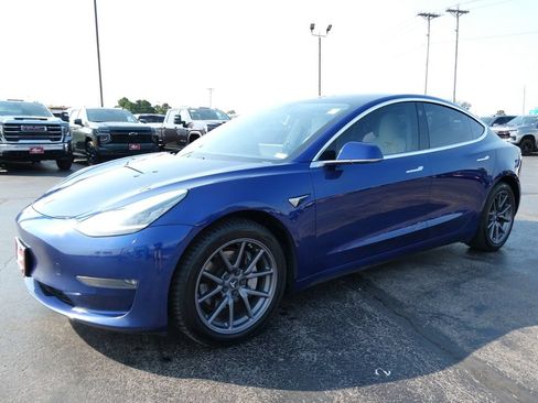Used 2020 Tesla Model 3 Long Range AWD/4WD image 8