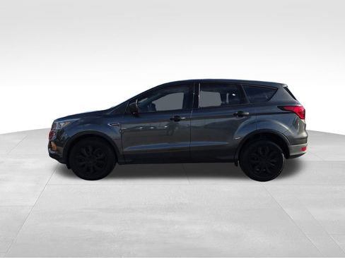 Used 2019 Ford Escape S image 6