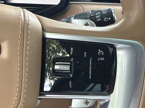 Used 2023 Land Rover Range Rover SE AWD/4WD image 26