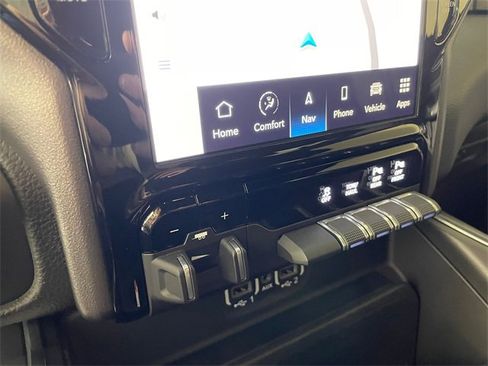 Used 2023 RAM 1500 Laramie image 10