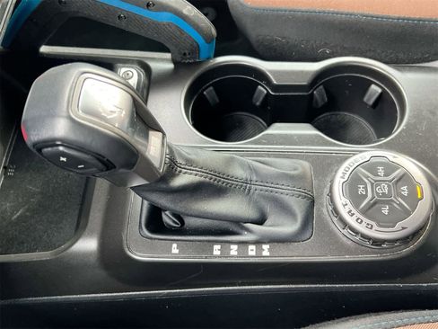 Used 2023 Ford Bronco Outer Banks image 31