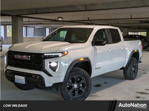 Used 2024 GMC Canyon Elevation w/ Convenience Package image 1