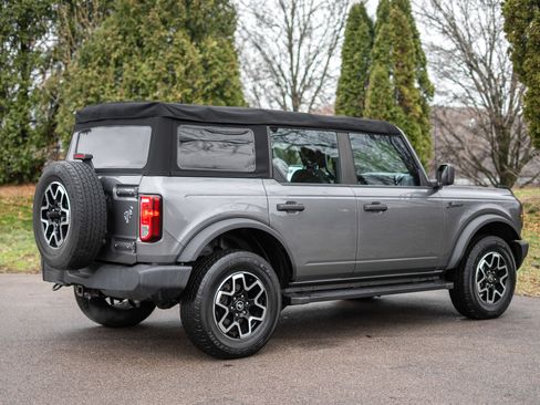 Used 2022 Ford Bronco 4-Door image 5