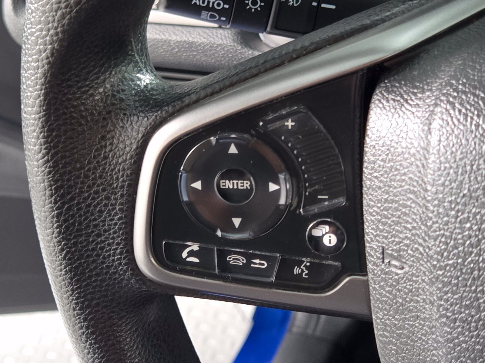 Used 2018 Honda Civic EX image 25