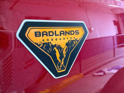 Used 2025 Ford Bronco Badlands AWD/4WD image 29