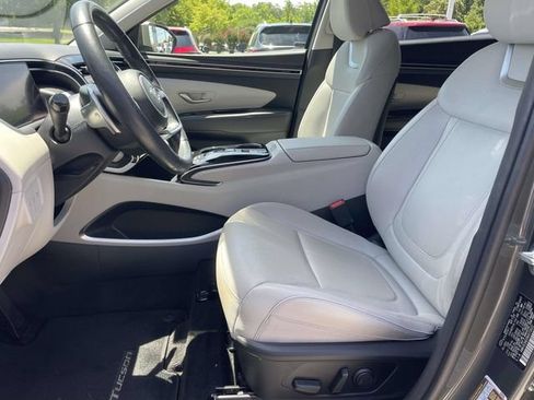 Used 2022 Hyundai Tucson Limited FWD image 13
