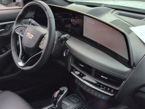 Used 2025 Cadillac CT5 Premium Luxury image 32