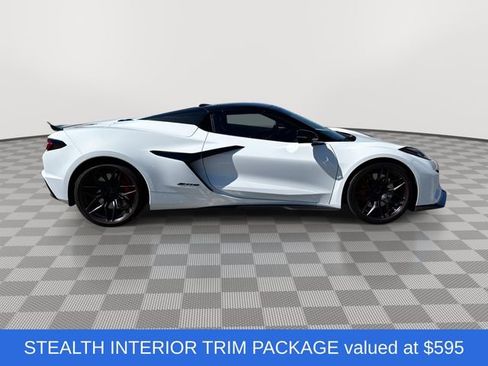Used 2024 Chevrolet Corvette Z06 w/ Stealth Interior Trim Package image 12