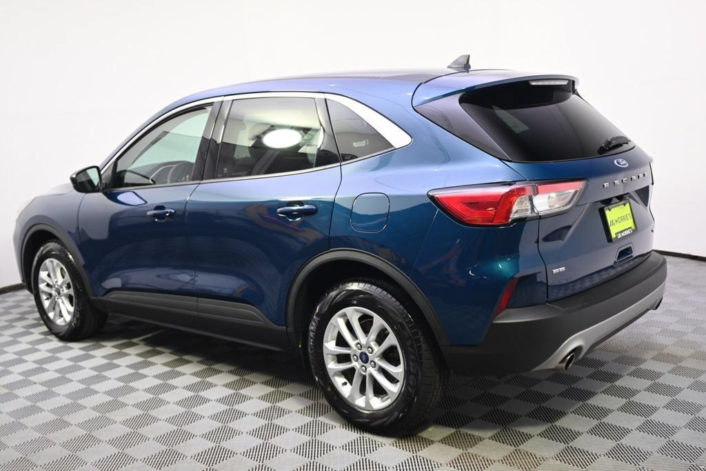 Used 2020 Ford Escape SE AWD/4WD image 3