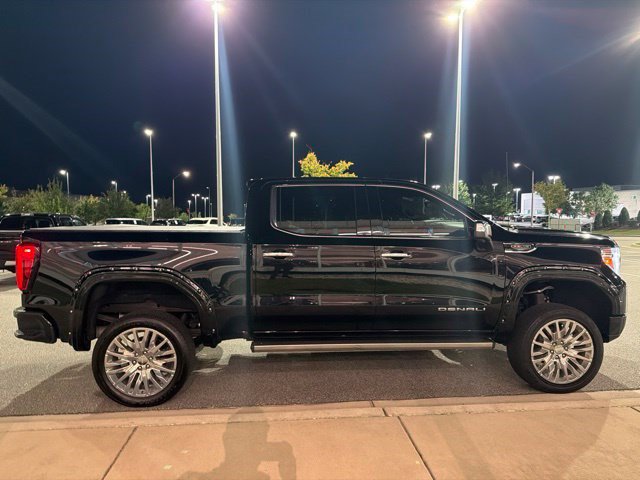 Used 2019 GMC Sierra 1500 Denali w/ Denali Ultimate Package AWD/4WD image 10