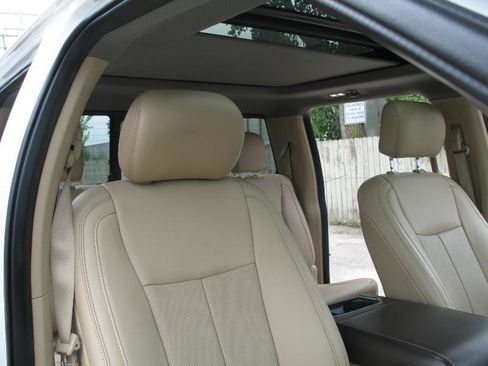 Used 2019 Ford F150 Lariat AWD/4WD image 25