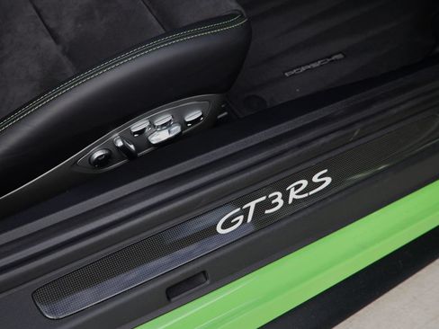 Used 2019 Porsche 911 GT3 RS RWD image 25