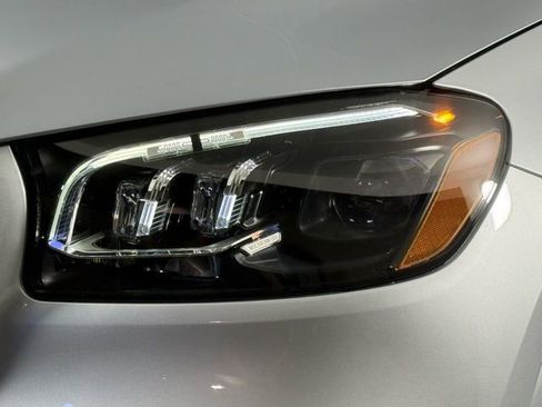 Used 2022 Mercedes-Benz GLS 450 4MATIC image 12