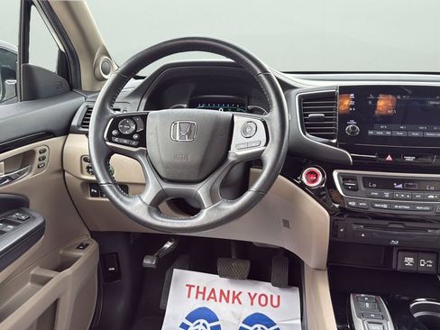 Used 2021 Honda Pilot Touring image 12