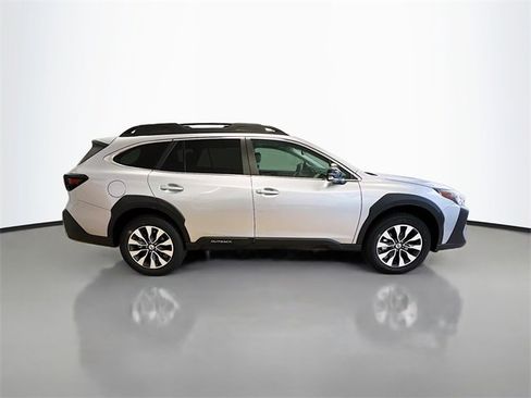 New 2025 Subaru Outback Limited image 40