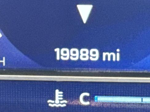 Used 2023 Chevrolet Tahoe Z71 w/ Luxury Package image 27