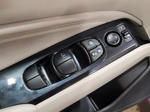 Used 2023 Nissan Altima 2.5 SV w/ SV Premium Package AWD/4WD image 27