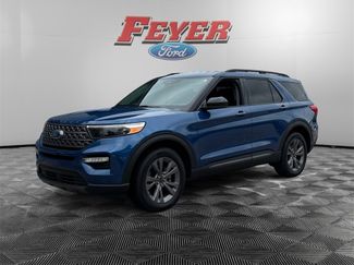 Certified 2022 Ford Explorer XLT w/ Equipment Group 202A image 1
