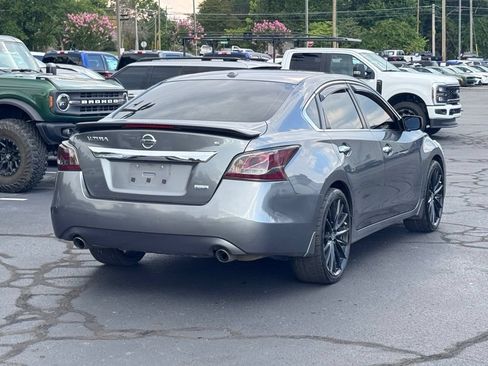 Used 2015 Nissan Altima 2.5 S w/ Special Edition Package FWD image 15