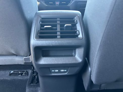 Used 2026 Volkswagen Tiguan S FWD image 30