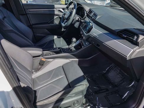 Used 2023 Audi Q3 2.0T Premium Plus w/ Premium Plus Package image 15