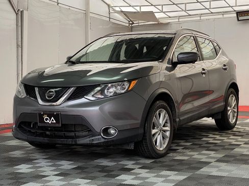 Used 2019 Nissan Rogue Sport SV w/ Technology Package image 3
