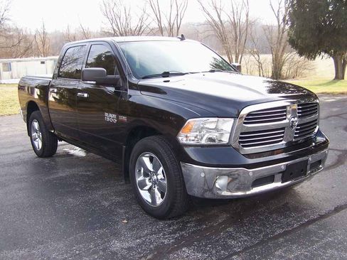 Used 2016 RAM 1500 Big Horn image 2