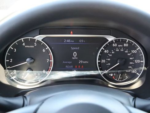 Used 2025 Nissan Altima 2.5 SV FWD image 24