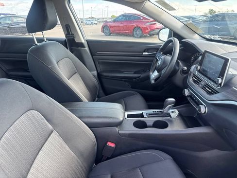 Certified 2025 Nissan Altima 2.5 SV FWD image 27