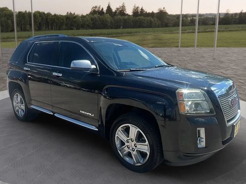 Used 2015 GMC Terrain Denali FWD image 1