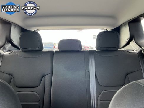 Used 2022 Jeep Renegade Latitude image 19