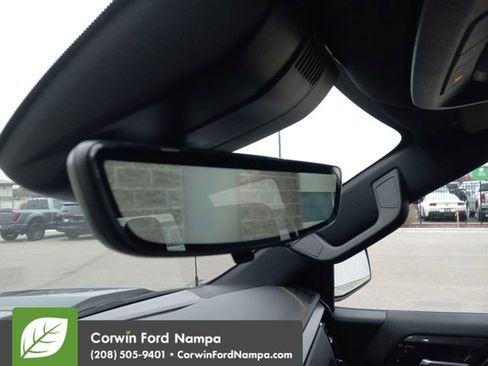 Used 2024 GMC Sierra 1500 AT4 w/ Technology Package image 20