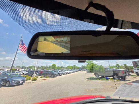 Used 2018 GMC Savana 3500 w/ Driver Convenience Package RWD image 17