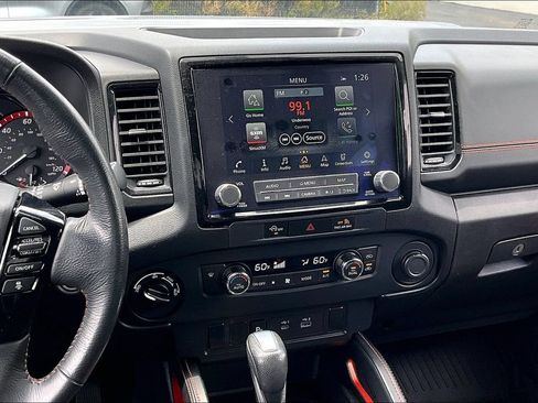 Used 2024 Nissan Frontier PRO-4X w/ Technology Package AWD/4WD image 10