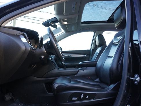 Used 2019 Cadillac XT5 Luxury image 34