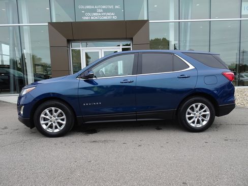 Used 2019 Chevrolet Equinox LT FWD image 2