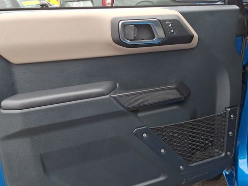 Used 2024 Ford Bronco Wildtrak AWD/4WD image 12