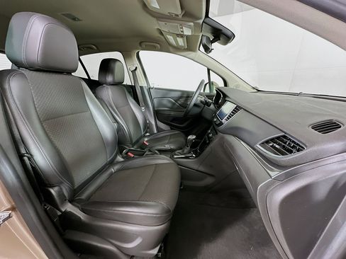 Used 2018 Buick Encore Preferred image 29