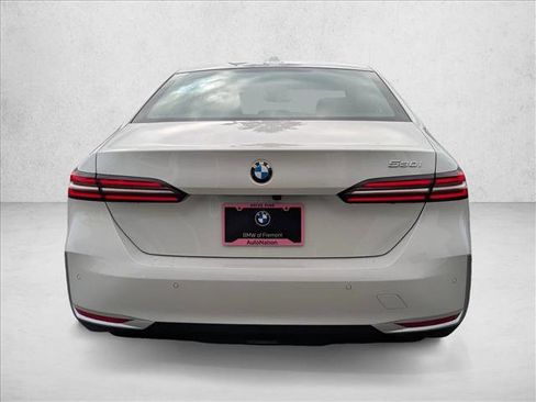 Used 2026 BMW 530i image 7