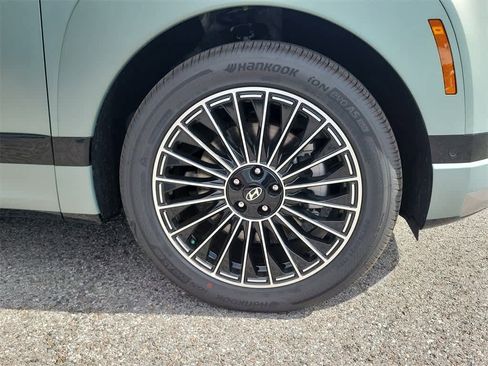 New 2026 Hyundai Ioniq 9 Calligraphy image 5